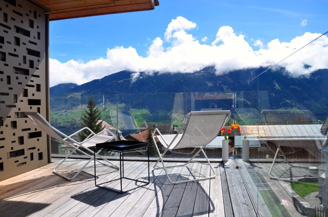 Casa Lumnezia - Panoramic Ecodesign Apartment Obersaxen - Val Lumnezia I Vella - Vignogn I Near Laax Flims I 5 Swiss Stars Rating エクステリア 写真