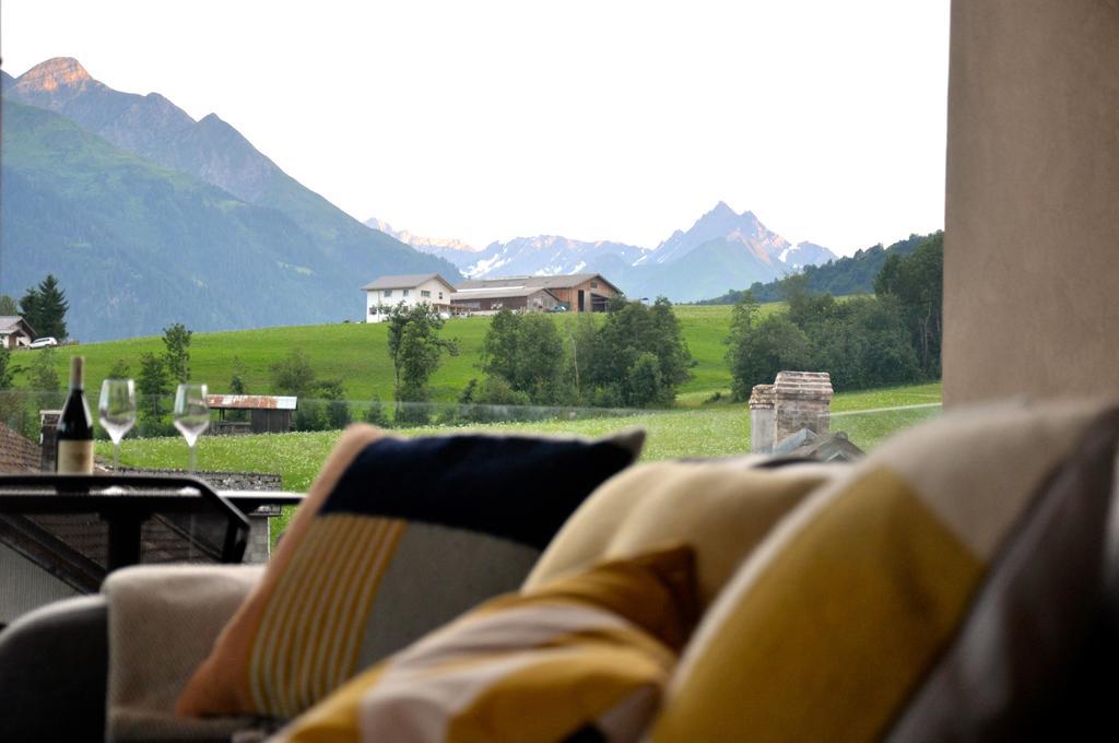 Casa Lumnezia - Panoramic Ecodesign Apartment Obersaxen - Val Lumnezia I Vella - Vignogn I Near Laax Flims I 5 Swiss Stars Rating エクステリア 写真